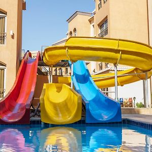 La Rosa Boho Aqua Park Hotel
